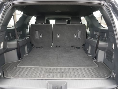 Used 2025 Toyota 4Runner Limited image 18