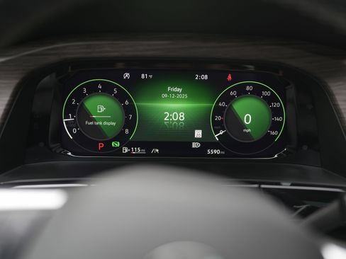 Used 2025 Volkswagen Atlas SEL image 13