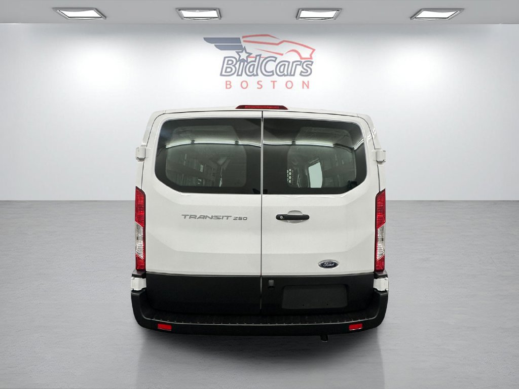 Used 2025 Ford Transit 250 Low Roof w/ Exterior Upgrade Package RWD image 5