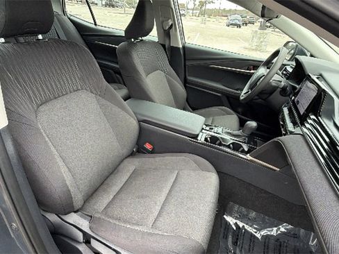 Certified 2025 Toyota Camry LE image 37