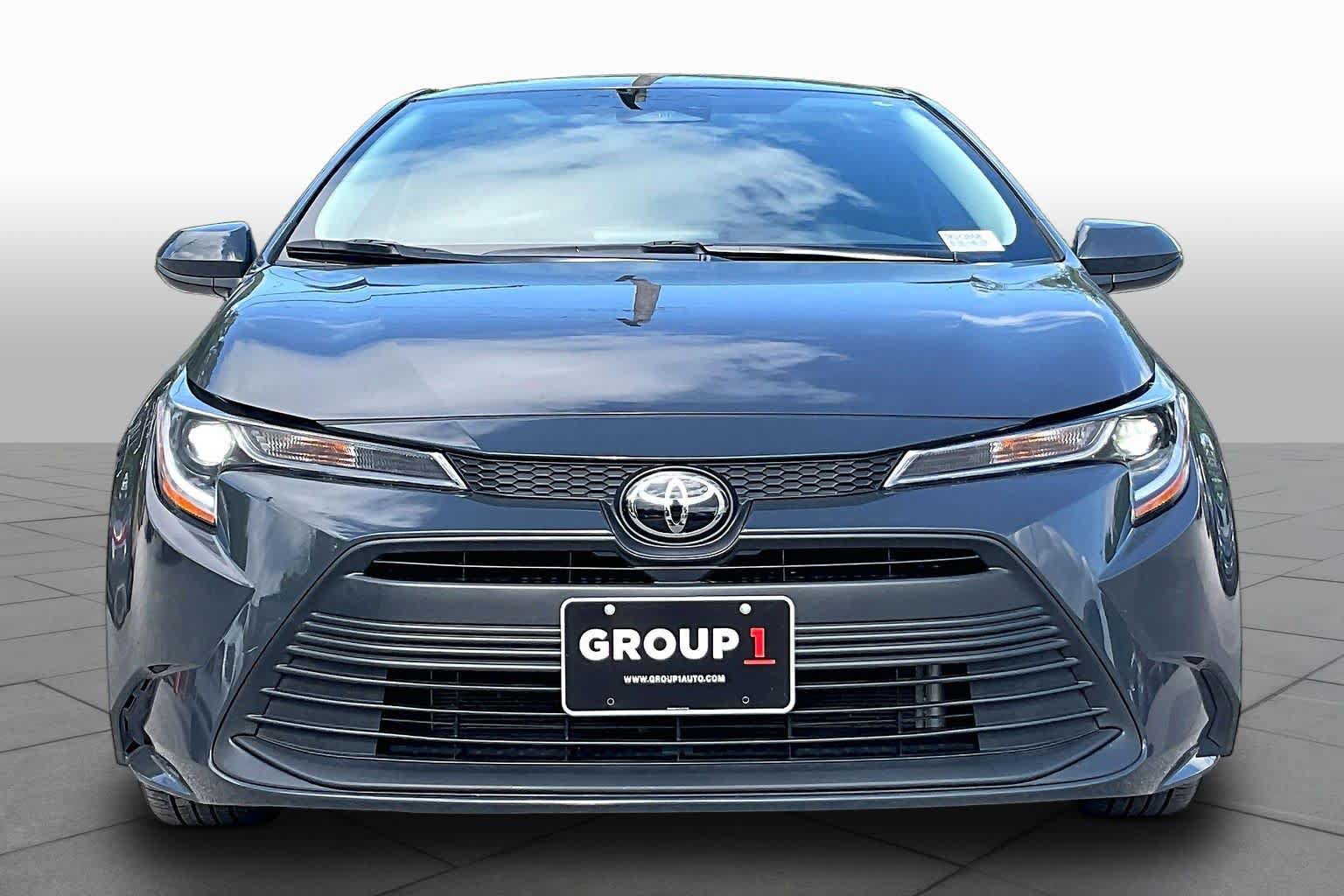Used 2026 Toyota Corolla LE FWD image 4