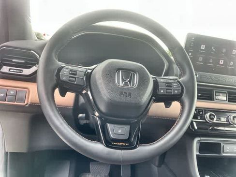 Certified 2026 Honda Passport TrailSport Elite image 17