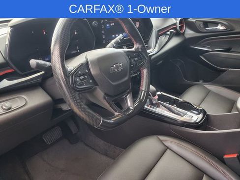 Certified 2024 Chevrolet Trax RS w/ Sunroof Package FWD image 14