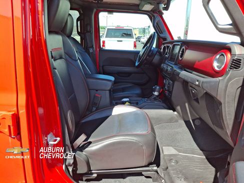 Used 2020 Jeep Gladiator Rubicon AWD/4WD image 23