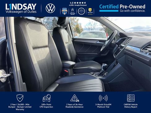 Certified 2022 Volkswagen Tiguan SE image 14