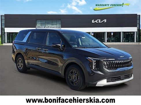 New 2026 Kia Carnival LXS image 1