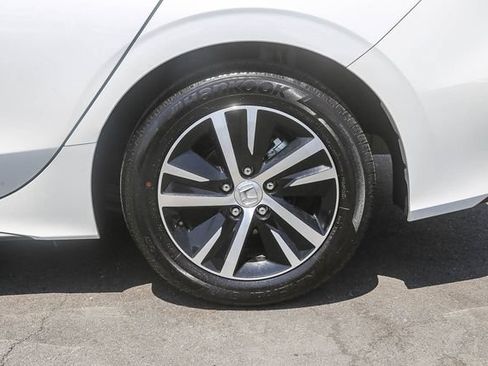 Used 2024 Honda Civic LX image 12