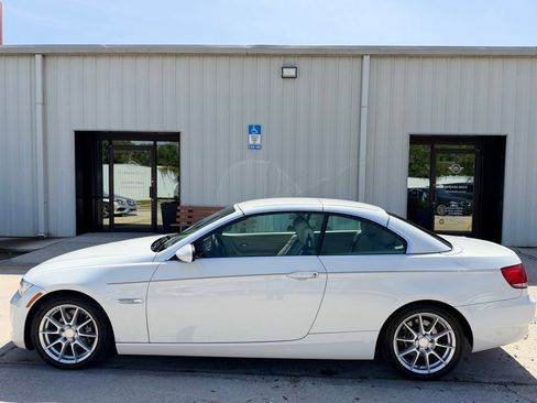 Used 2008 BMW 328i Convertible RWD image 2