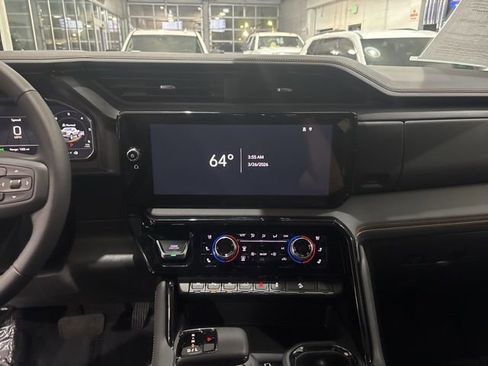 Used 2025 GMC Sierra 1500 AT4 image 21