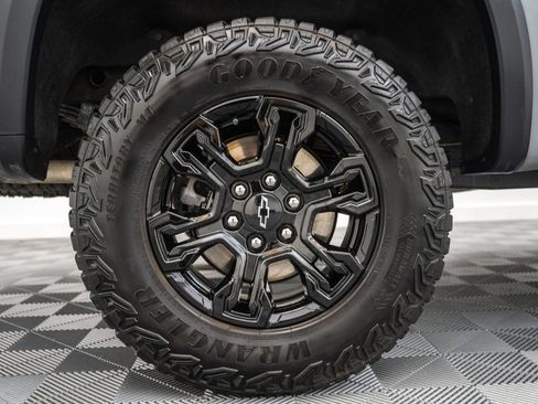Used 2024 Chevrolet Silverado 1500 ZR2 w/ Technology Package AWD/4WD image 26