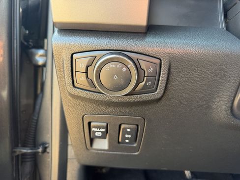 Used 2020 Ford F150 XLT w/ Equipment Group 302A Luxury RWD image 37