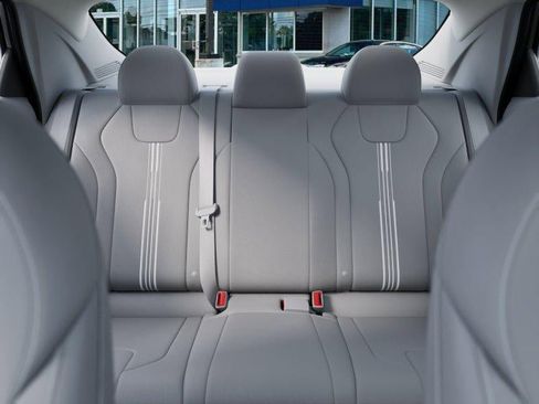 New 2026 Hyundai Elantra Hybrid FWD image 12