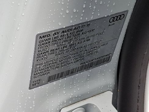 Used 2019 Audi Q8 Prestige image 29