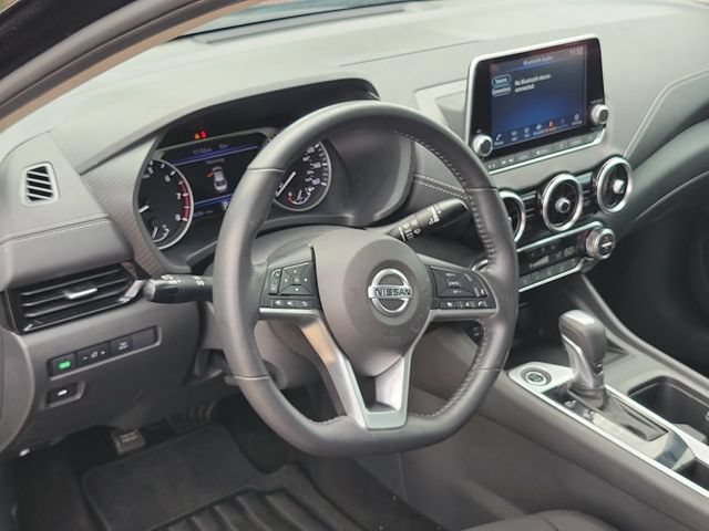 Used 2023 Nissan Sentra SV w/ All-Weather Package FWD image 9