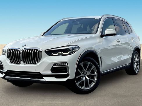 Used 2019 BMW X5 xDrive40i w/ Premium Package 2 AWD/4WD image 3