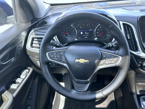 Used 2023 Chevrolet Equinox Premier AWD/4WD image 11