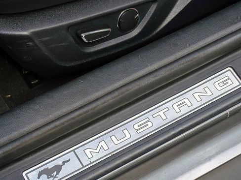 Used 2019 Ford Mustang GT Premium w/ GT Performance Package RWD image 20