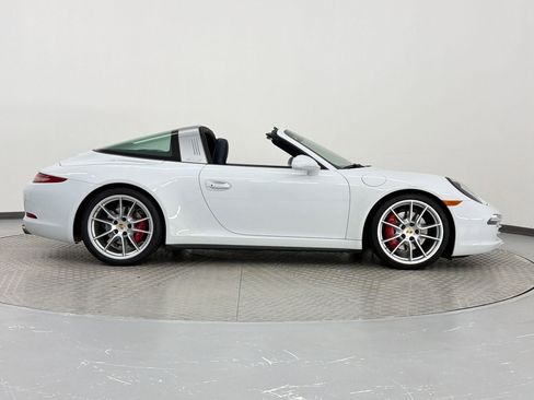 Certified 2016 Porsche 911 Targa 4S AWD/4WD image 8