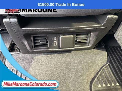 Used 2024 GMC Sierra 1500 Elevation image 19
