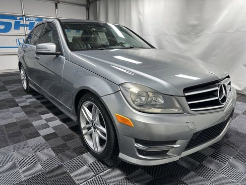 Used 2014 Mercedes-Benz C 250 Sedan image 5