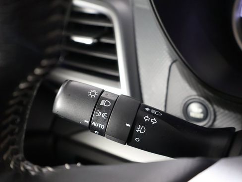 Used 2023 Subaru Forester Premium image 43