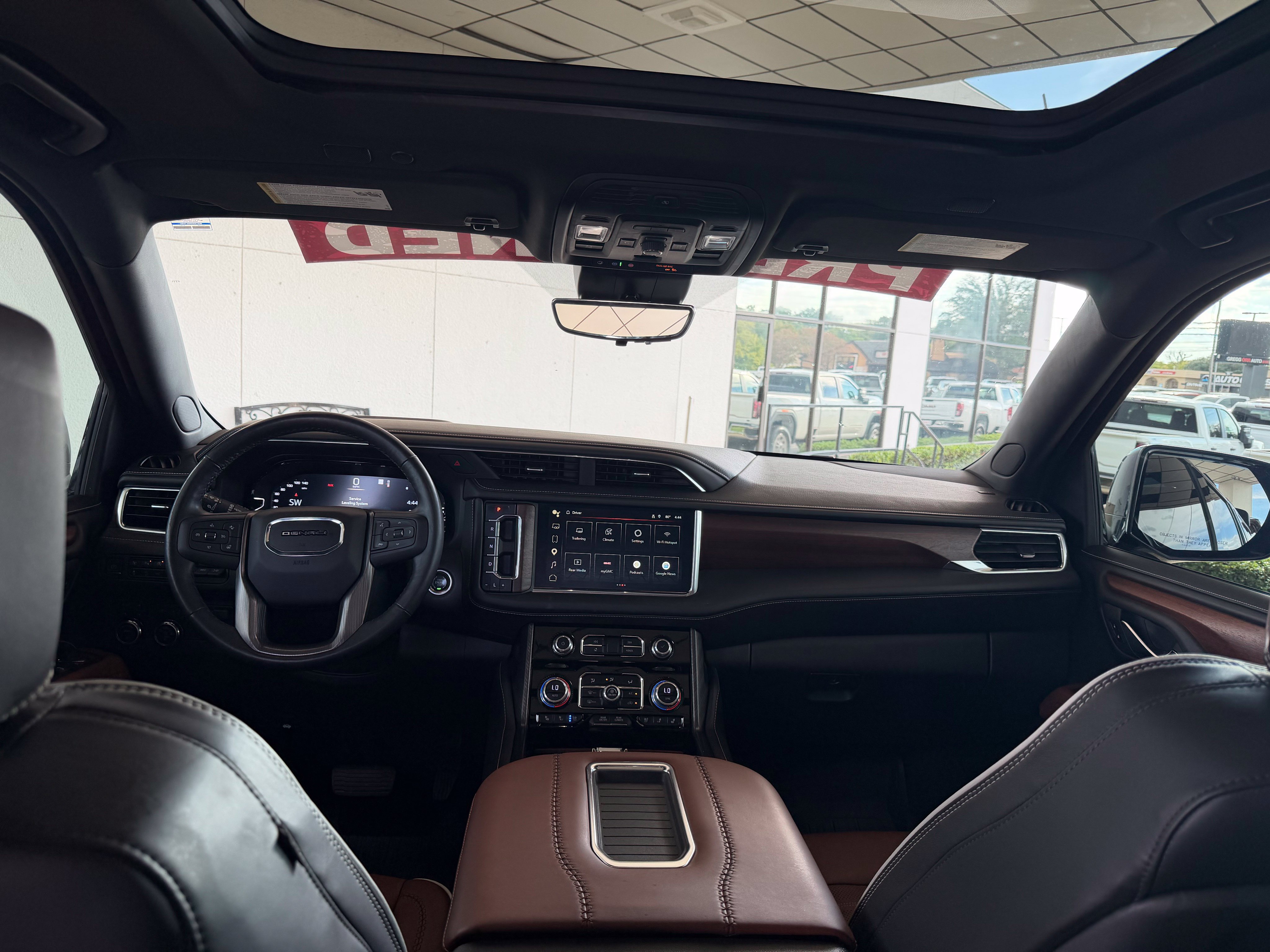 Used 2023 GMC Yukon XL Denali Ultimate AWD/4WD image 49