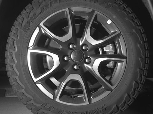 Used 2025 Jeep Compass Trailhawk image 13