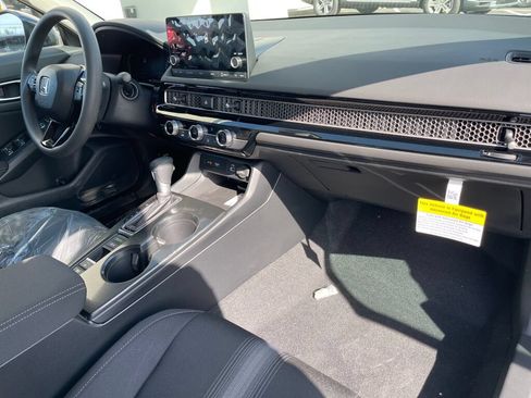 Used 2024 Honda Civic LX image 15