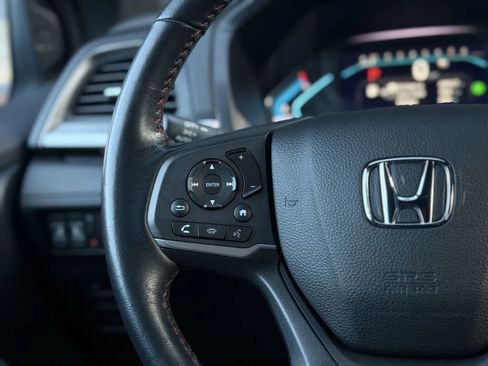 Used 2024 Honda Odyssey Sport image 25