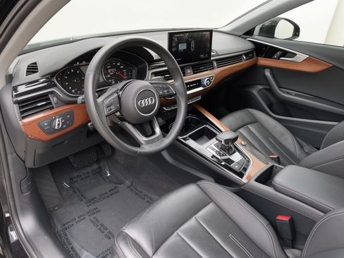 Used 2023 Audi A4 2.0T Premium w/ Convenience Package AWD/4WD image 4