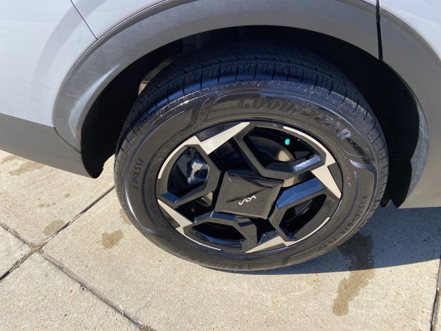 Used 2026 Kia Sportage EX AWD/4WD image 31