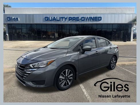 Used 2025 Nissan Versa SV w/ Trunk Package image 1