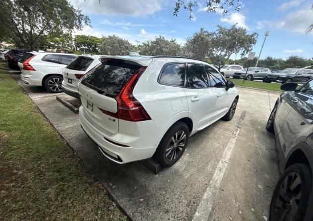 Used 2025 Volvo XC60 B5 Core w/ Protection Package Premier AWD/4WD image 2