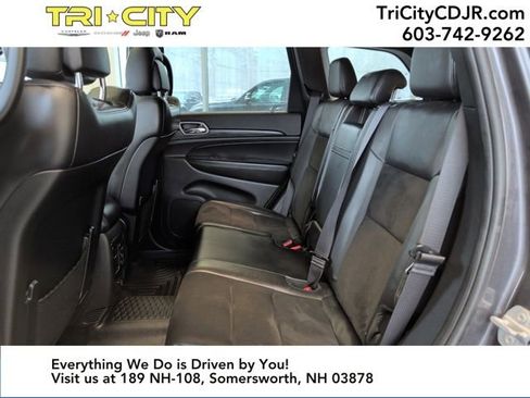 Used 2019 Jeep Grand Cherokee Altitude image 30