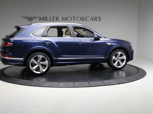 Used 2023 Bentley Bentayga image 9