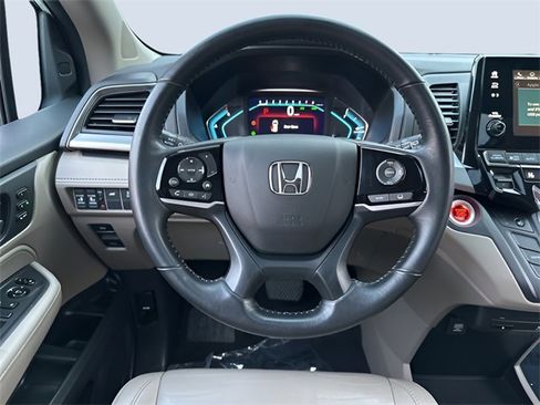 Used 2018 Honda Odyssey EX-L image 16