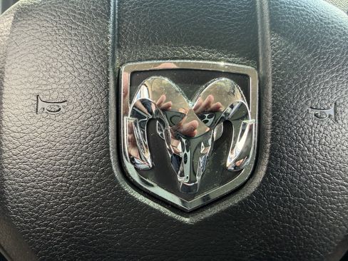 Used 2014 RAM 1500 Express AWD/4WD image 35