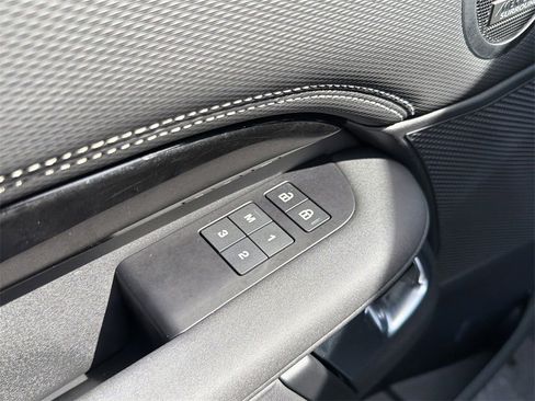 Used 2021 Land Rover Discovery HSE R-Dynamic image 31