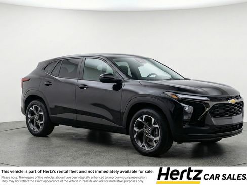 Used 2025 Chevrolet Trax LT w/ LT Convenience Package FWD image 1