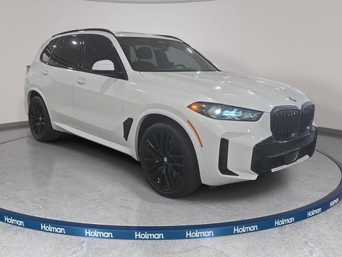 Certified 2024 BMW X5 sDrive40i w/ Executive Package RWD image 3