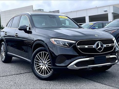 Certified 2026 Mercedes-Benz GLC 300 4MATIC image 1