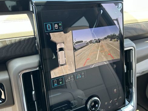 New 2026 GMC Yukon Denali AWD/4WD image 15