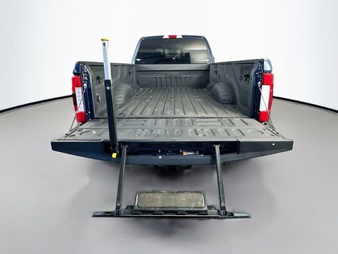 Used 2019 Ford F350 Lariat w/ Lariat Ultimate Package AWD/4WD image 30