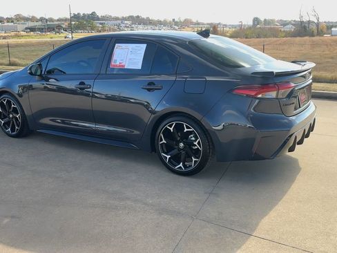 Used 2025 Toyota Corolla FX w/ Convenience Package image 7