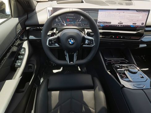 New 2026 BMW 530i w/ M Sport Package RWD image 16