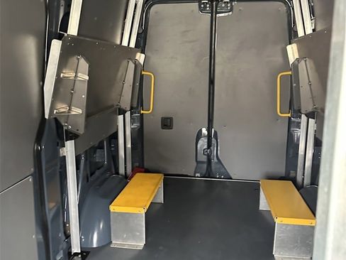 Used 2019 Mercedes-Benz Sprinter 144 Cargo image 19