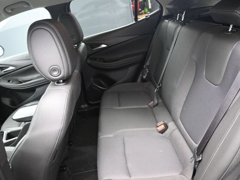 Used 2025 Buick Encore GX Preferred AWD/4WD image 27