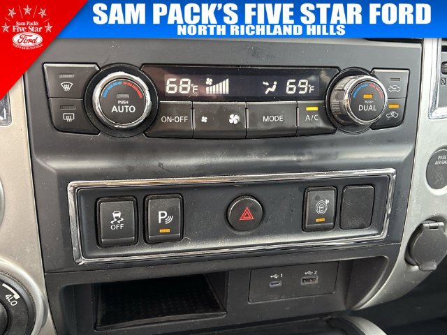Used 2020 Nissan Titan SV w/ SV Convenience Package AWD/4WD image 28