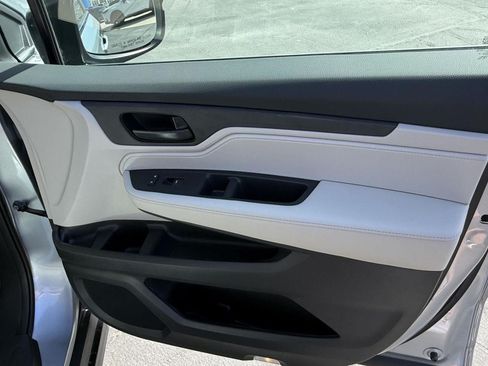 Certified 2026 Honda Odyssey EX-L image 32