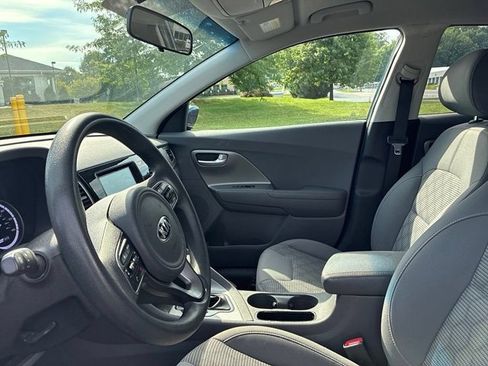 Used 2019 Kia Niro LX FWD image 24